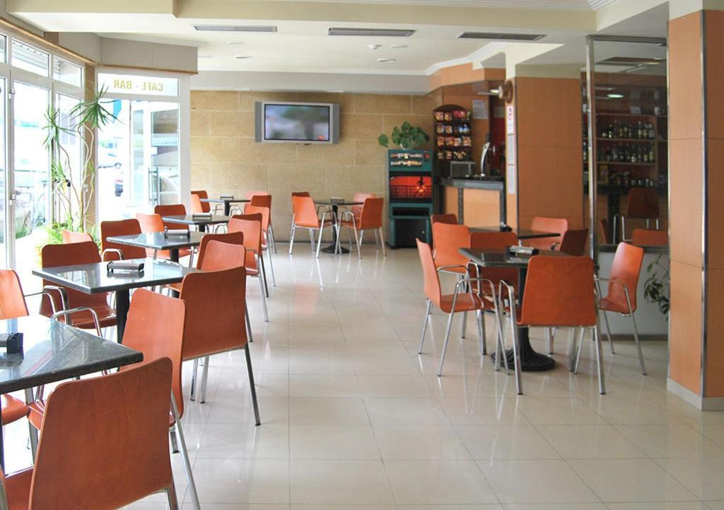 Hotel Plaza Portonovo Exterior photo